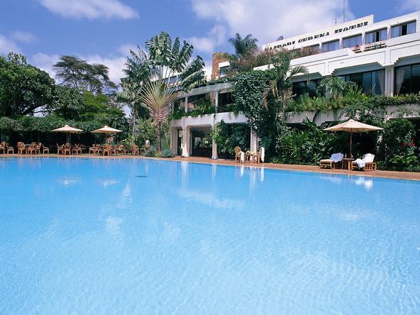 Nairobi Serena Hotel - Pool 